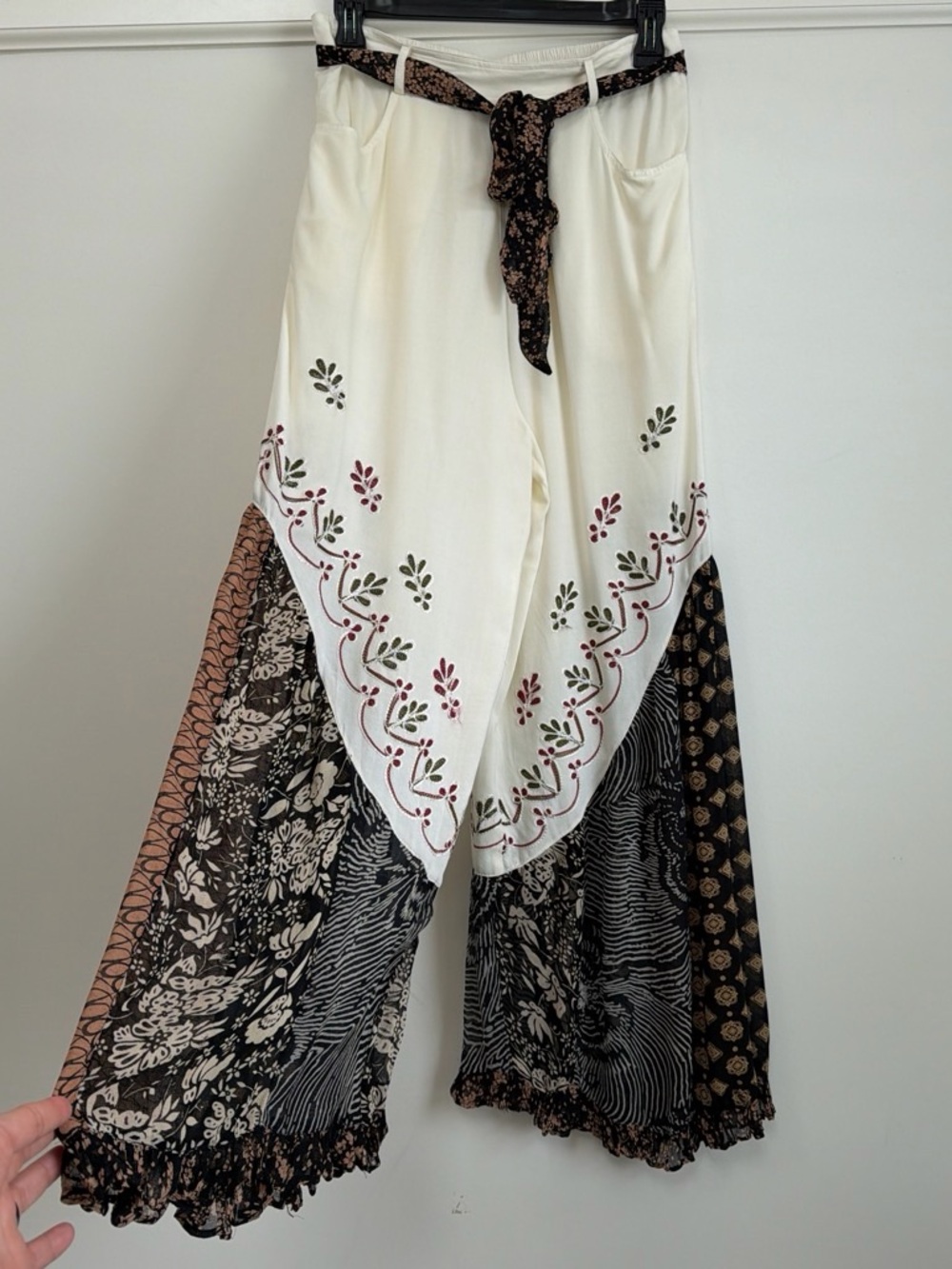 Young Threads Pearl Embroidered Mixed-Media Boho Wide-Leg Pants NWOT S